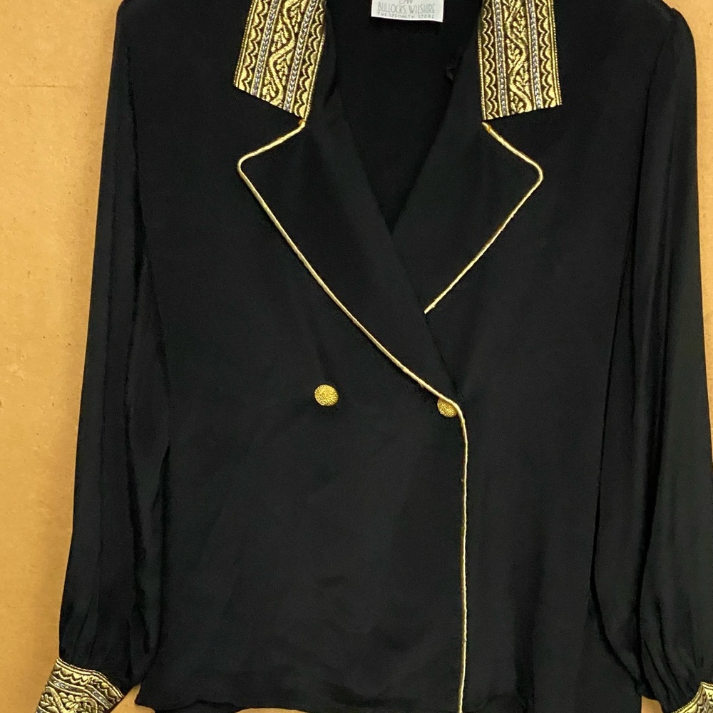 Elegant Black and Gold Double-Breasted Blazer